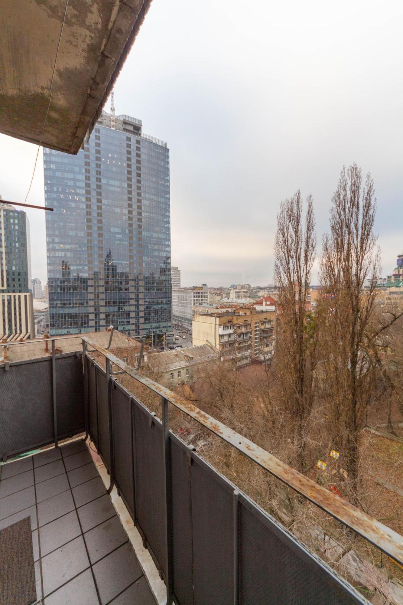 Apartments Near Parus Business Centre キエフ エクステリア 写真